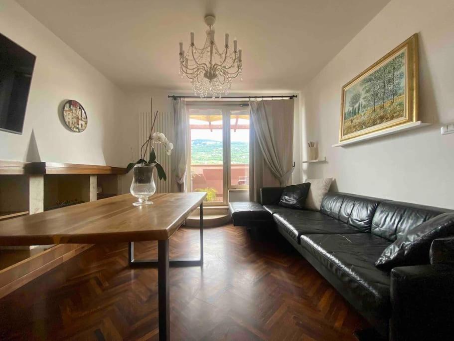 L'Attico Sul Fiume Center Home Ascoli Piceno Dış mekan fotoğraf