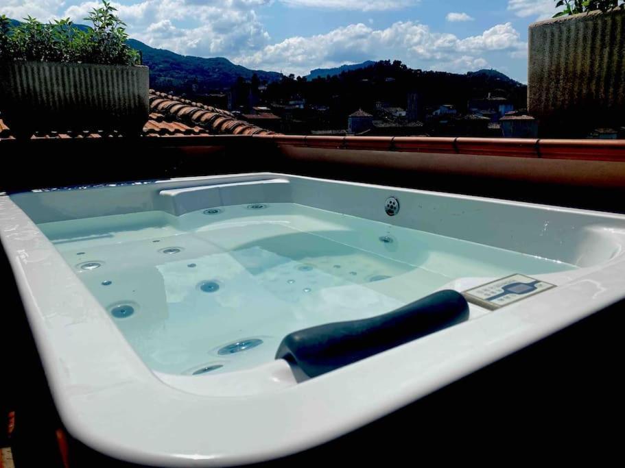 L'Attico Sul Fiume Center Home Ascoli Piceno Dış mekan fotoğraf