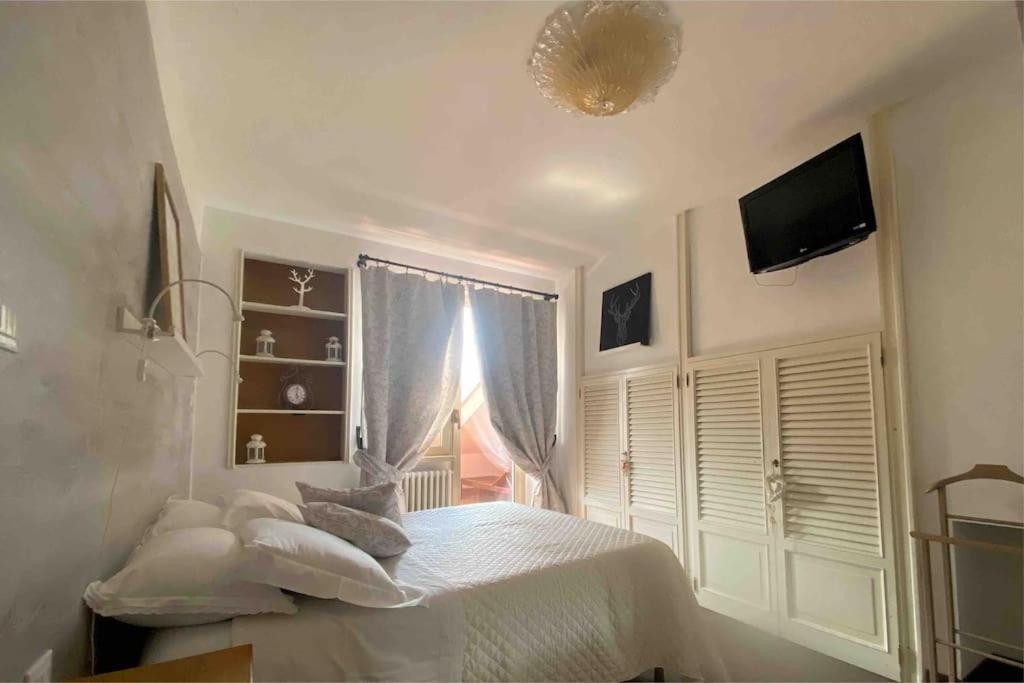 L'Attico Sul Fiume Center Home Ascoli Piceno Dış mekan fotoğraf