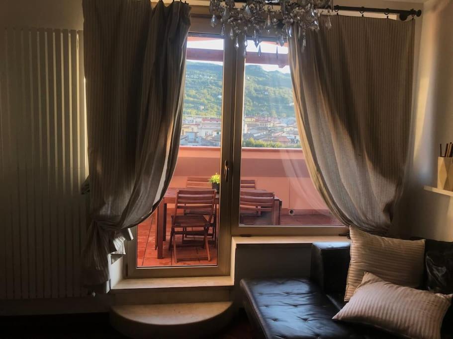 L'Attico Sul Fiume Center Home Ascoli Piceno Dış mekan fotoğraf